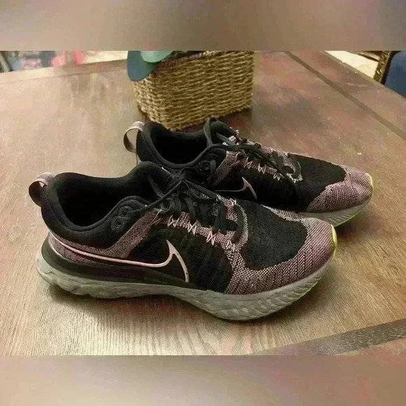 Womens Nike React Infinity Flyknit - Picture 1 of 11